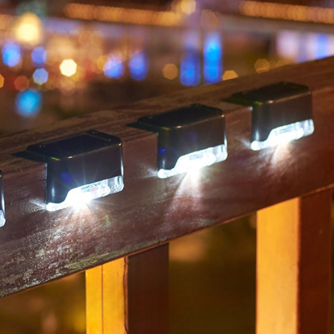Sola – 4-Pack Solar Outdoor Lamps with Automatic Sensor & Weather-Resistant Design (IP65)